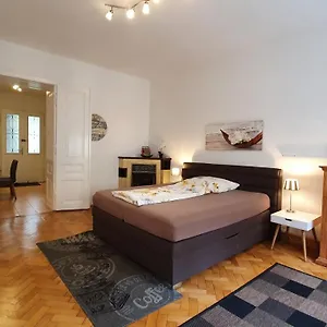  Apartamento Gorgeous Viennese 10 Min To City Center